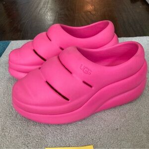 UGG EVA Sport Yeah Clog. Taffy Pink